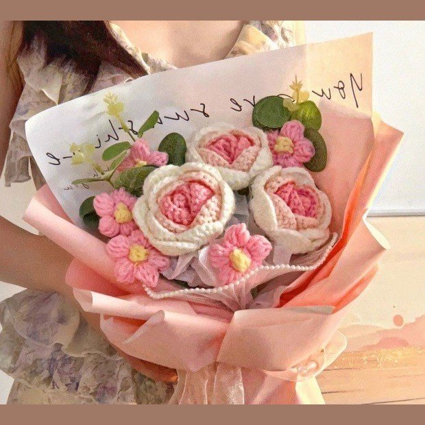 Crochet Flower Bouquet – Pink Roses or Sunflowers
