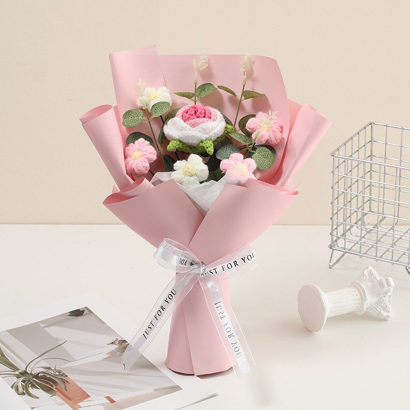 Crochet Rose Bouquet in Pink or Lilac Wrap